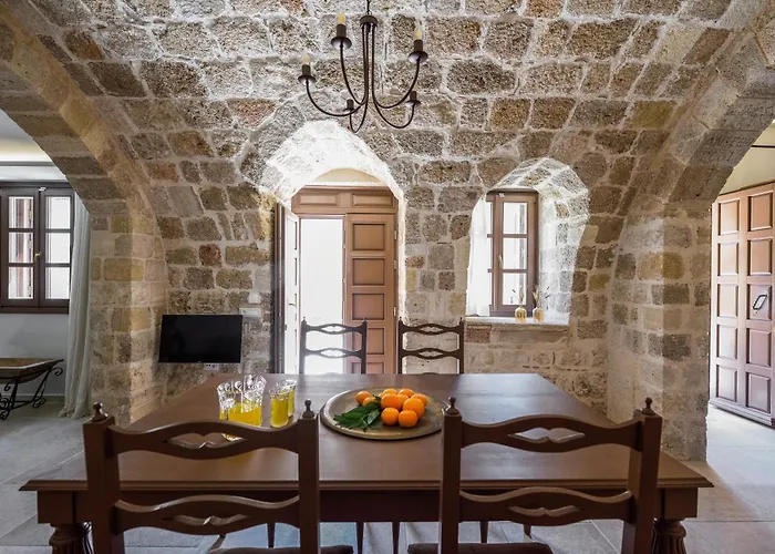 Spanish Knights מלון דירות