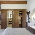 Spanish Knights Aparthotel 4*
