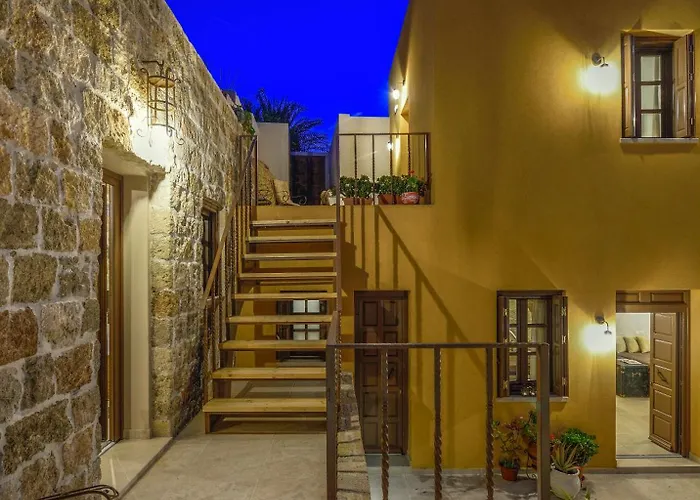 Spanish Knights 아파트호텔