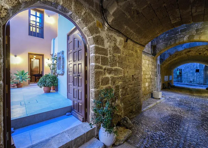 Spanish Knights 아파트호텔 Rhodes City